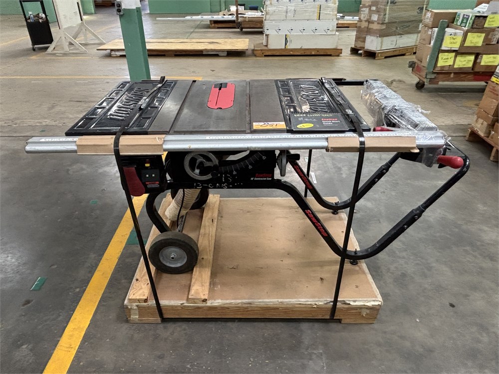 SawStop"CNS175"  10" Contractor Saw