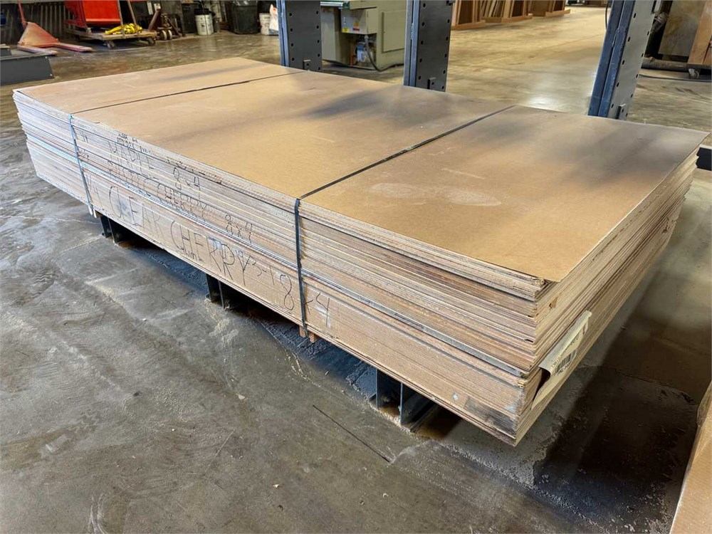 Lot of 4' x 8' Sheet Goods - as pictured