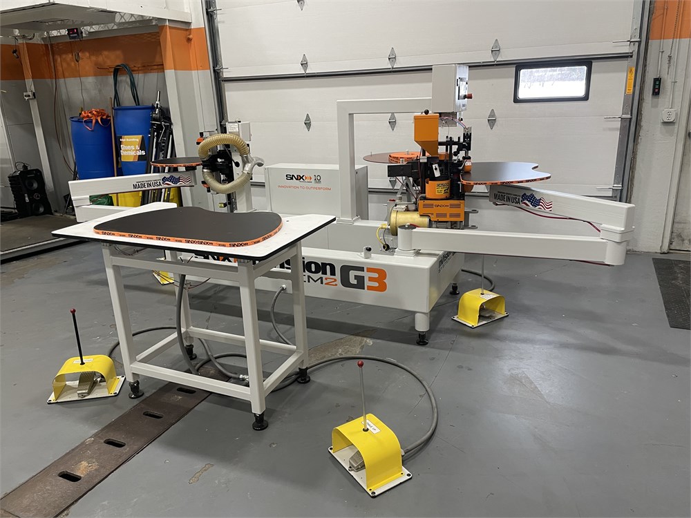 SNX "nVision System2 (G3)" Contour Edgebander