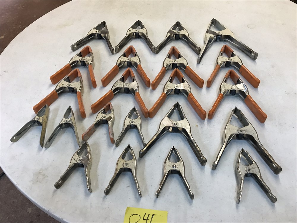 Lot of spring clamps