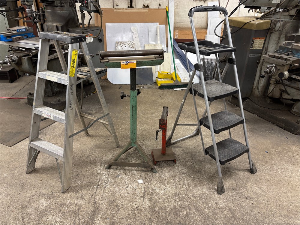Lot of Ladder, Stepstool, & Roller extension as pictures