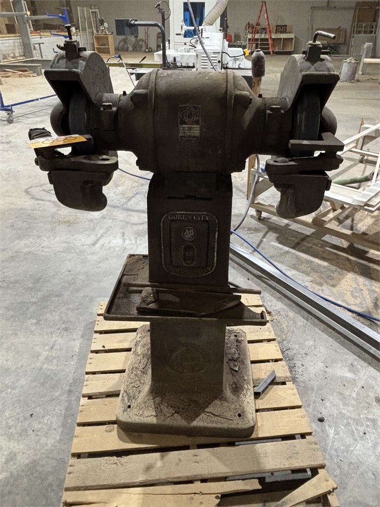 Queen City "Model 4" Grinder