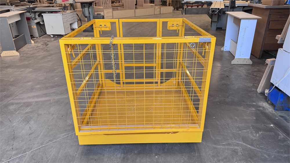 FL Safety Cage