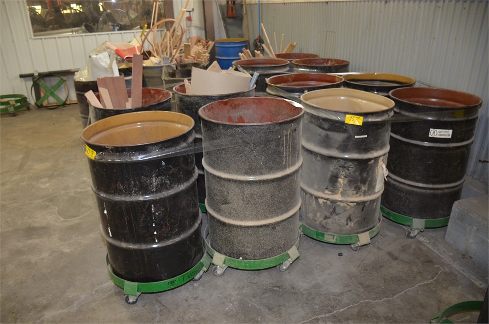 55 gallon drum trash cans on wheels (4)