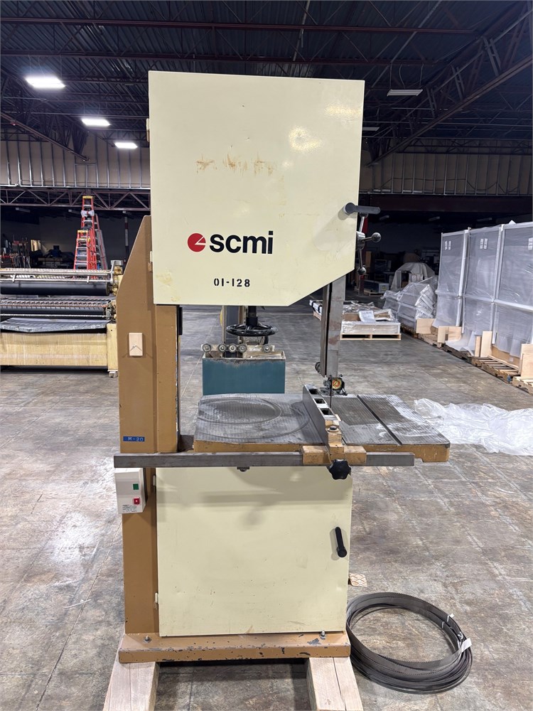 SCM "600 SC/10-85" Band Saw