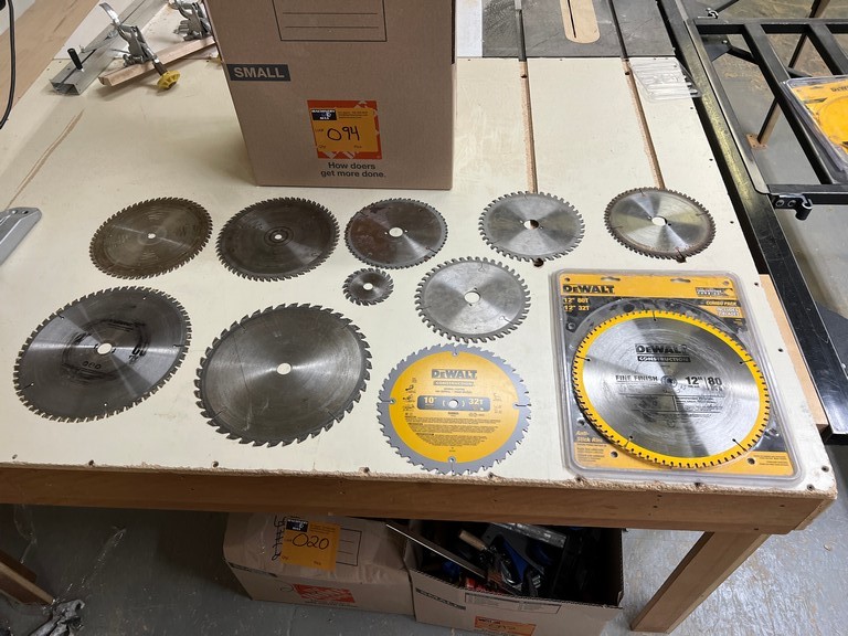 Lot of Various Saw Blades - as pictured