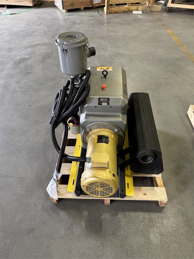 Republic "RCV-250" Vacuum Pump