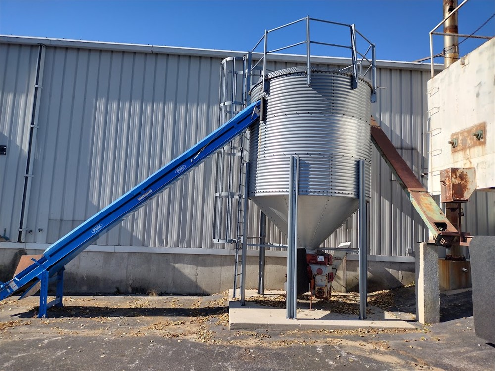 Dust collection Silo