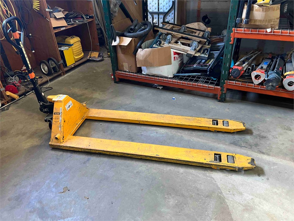 Uline "H-1779" Long Fork Pallet Truck