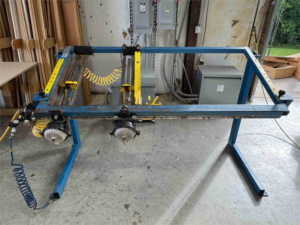 JLT "79K-6-DC" Door Clamp