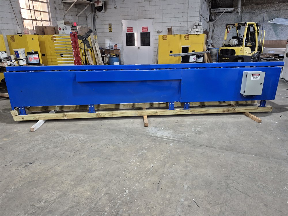 Custom Infeed Feeder - Moving Fence
