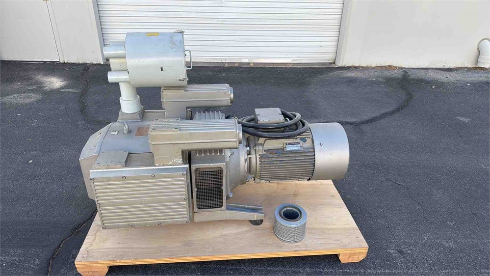 Becker "VTLF-500" Vacuum Pump