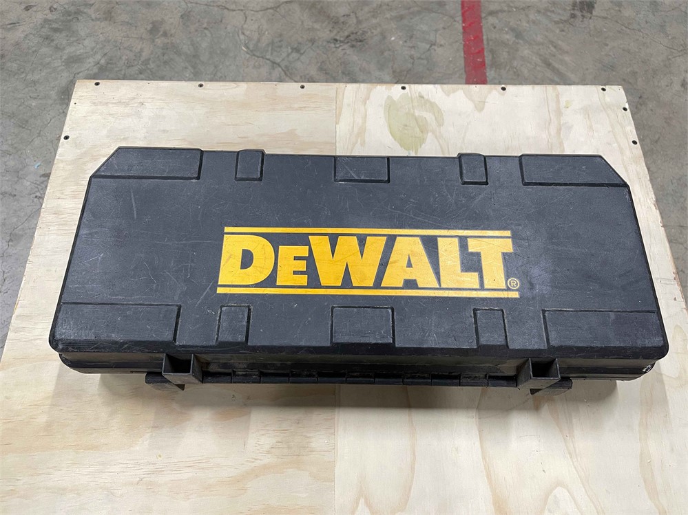 DeWalt "DW303M" Reciprocating Saw
