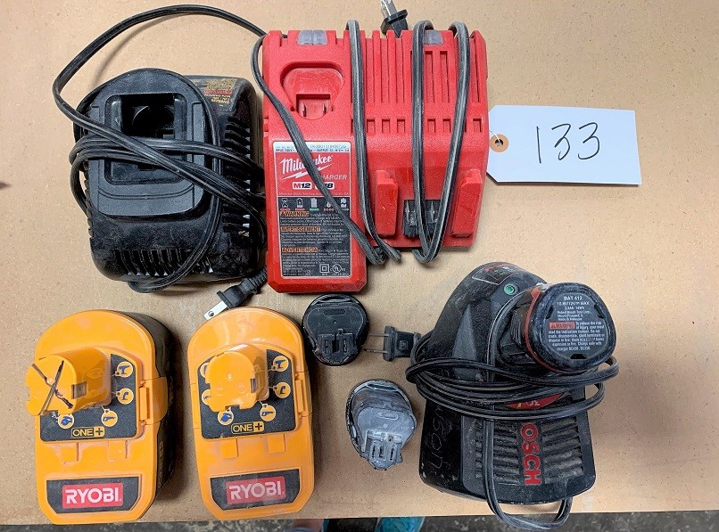 LOT# 133  (5) POWER TOOLS  - CHARGERS * LOT OF 5