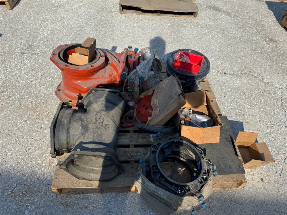 Lot of pipe fittings as pictured