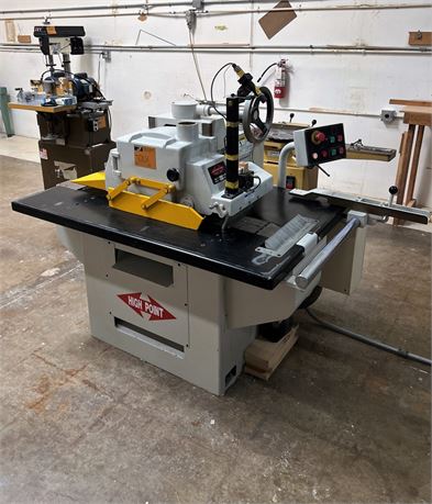 High Point "HPR-12" Straight Line Rip Saw