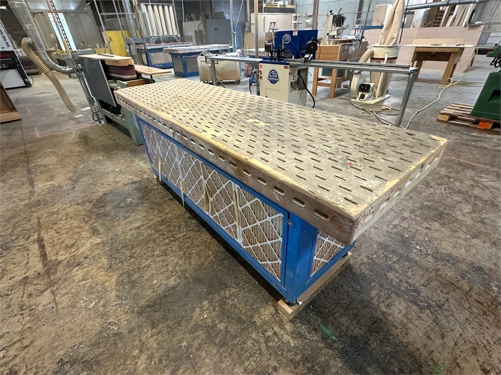 Denray Downdraft Table