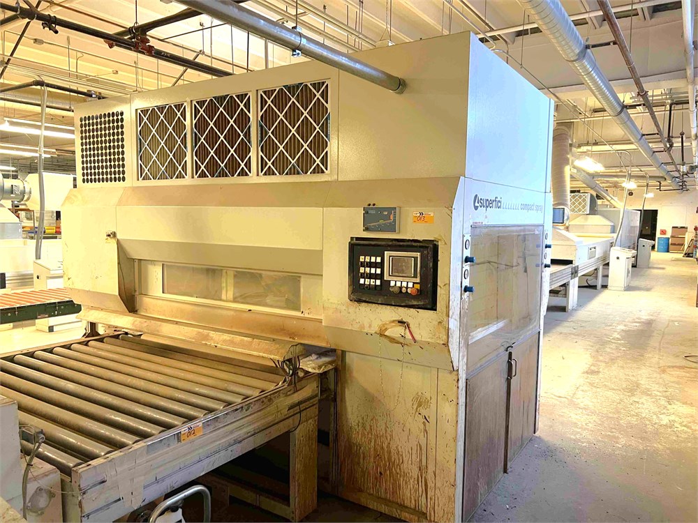 Superfici "Compact Spray Plus P S" Feed Through Spray Machine