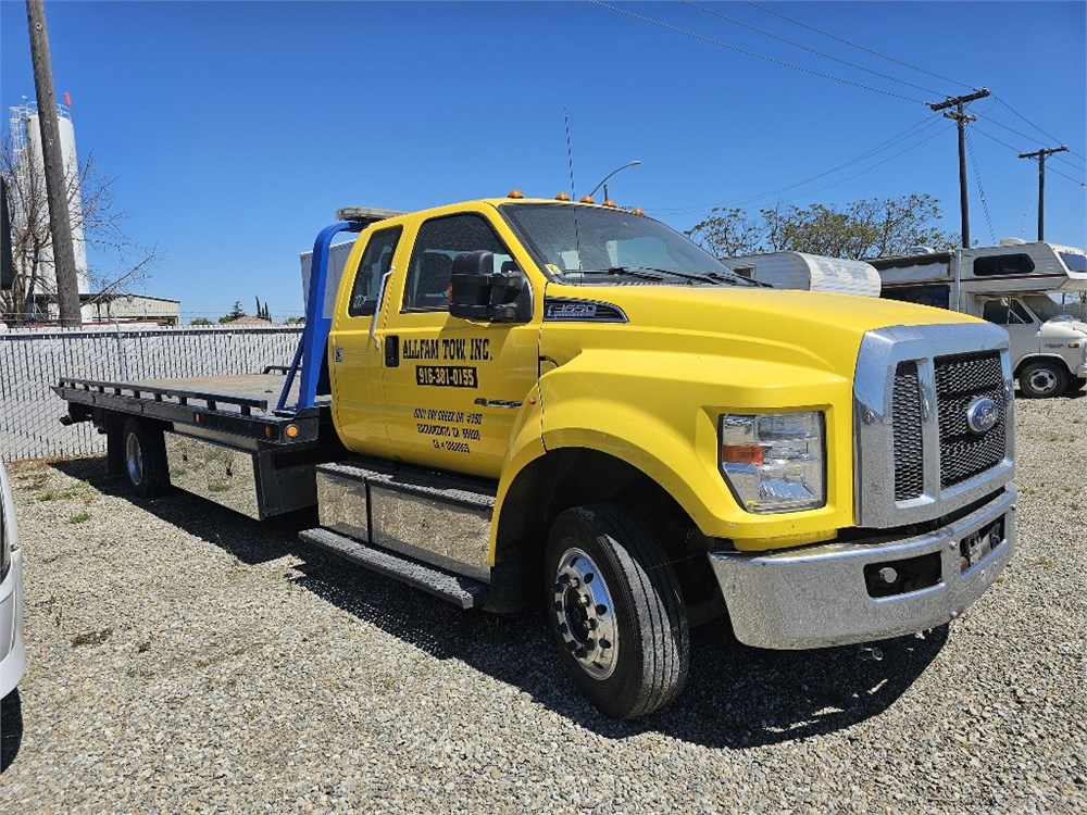 2017 Ford "F650" Tow Truck - Newman, CA