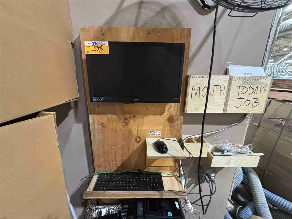 Computer as pictured