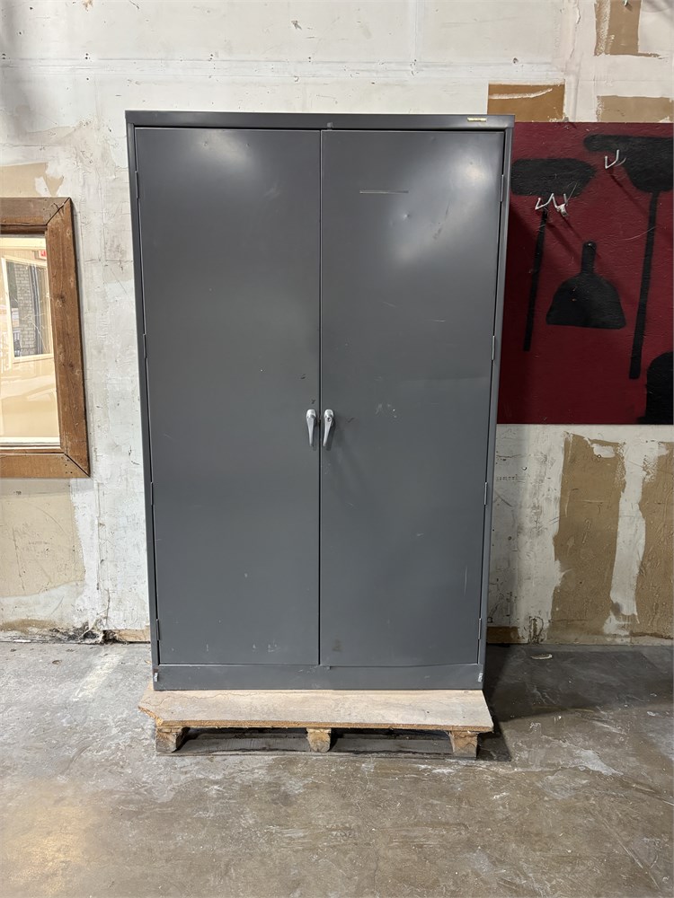 Cabinet & Contents