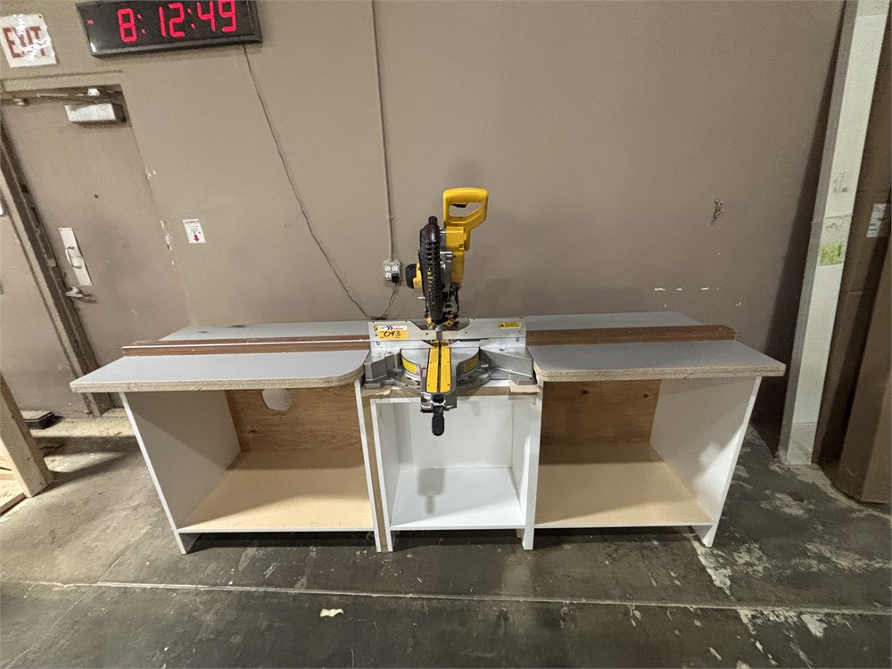 DeWalt "DWS779" Compound Miter Saw w/Stand