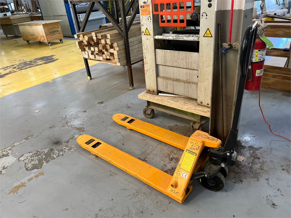 Uline - Pallet Jack