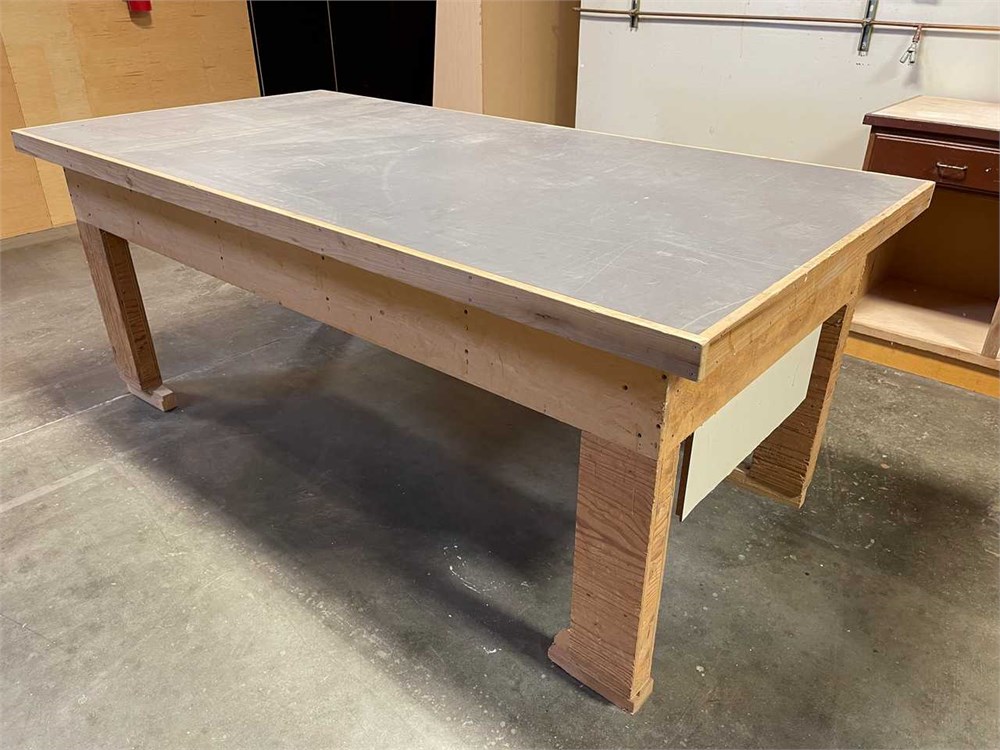 Wooden Work Bench