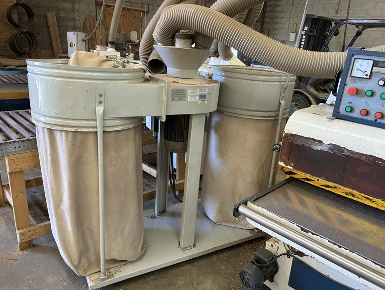 Silver "MF-9050" Dustcollector  7.5HP - Shelburne, ON