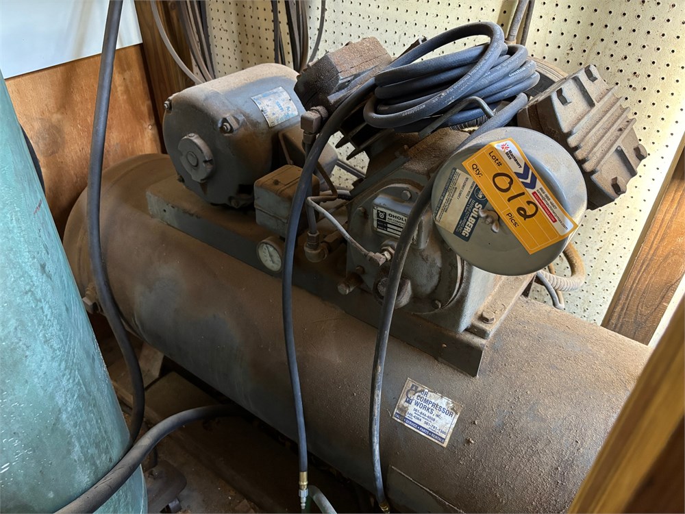 Oholiab "23" Air Compressor(Not WORKING)