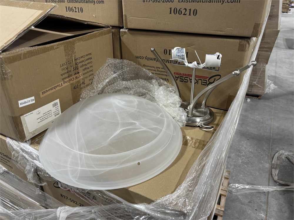 Pallet of Toilet Bowls - as pictured