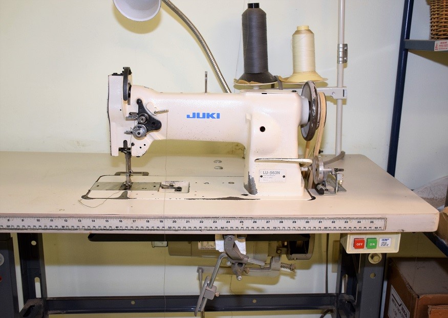 JUKI LU-563N INDUSTRIAL SEWING MACHINE * 1/2 HP, 110V