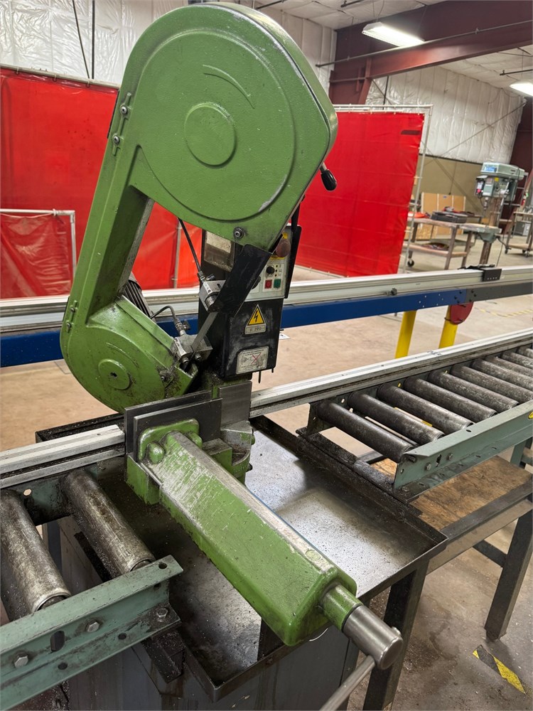KAMA "EV 996" Horizontal band Saw & Roller Tables