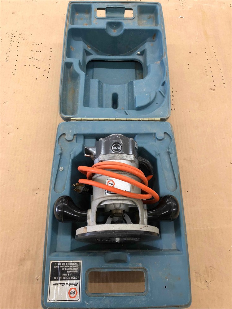 Black and Decker Hand Router