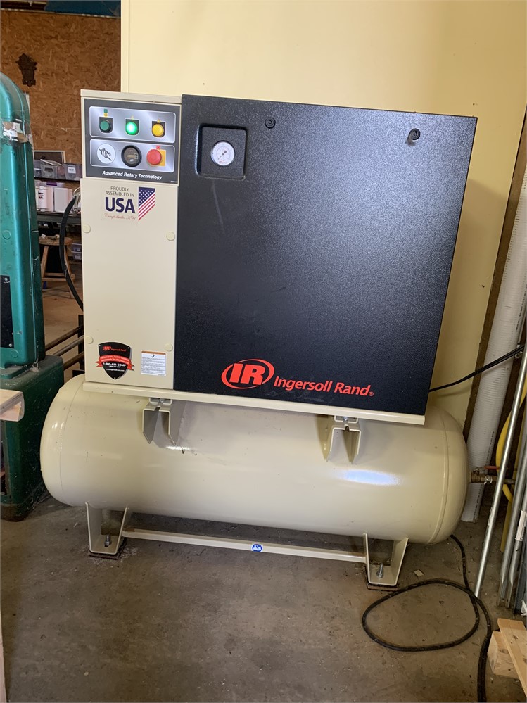 INGERSOLL RAND "IR 7.5HP Rotary Screw Air compressor with Cool 35 Dryer", 2020