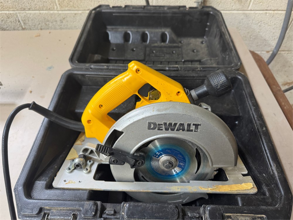 DeWalt "DW364" 7-1/4" Circular Saw