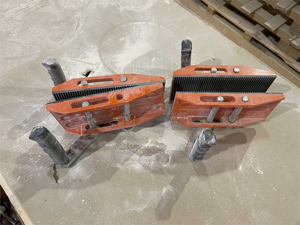 Two (2) Panel Carrying Clamps