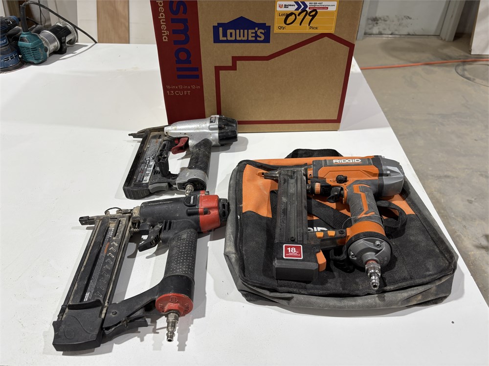 (3) Pneumatic Staple Guns