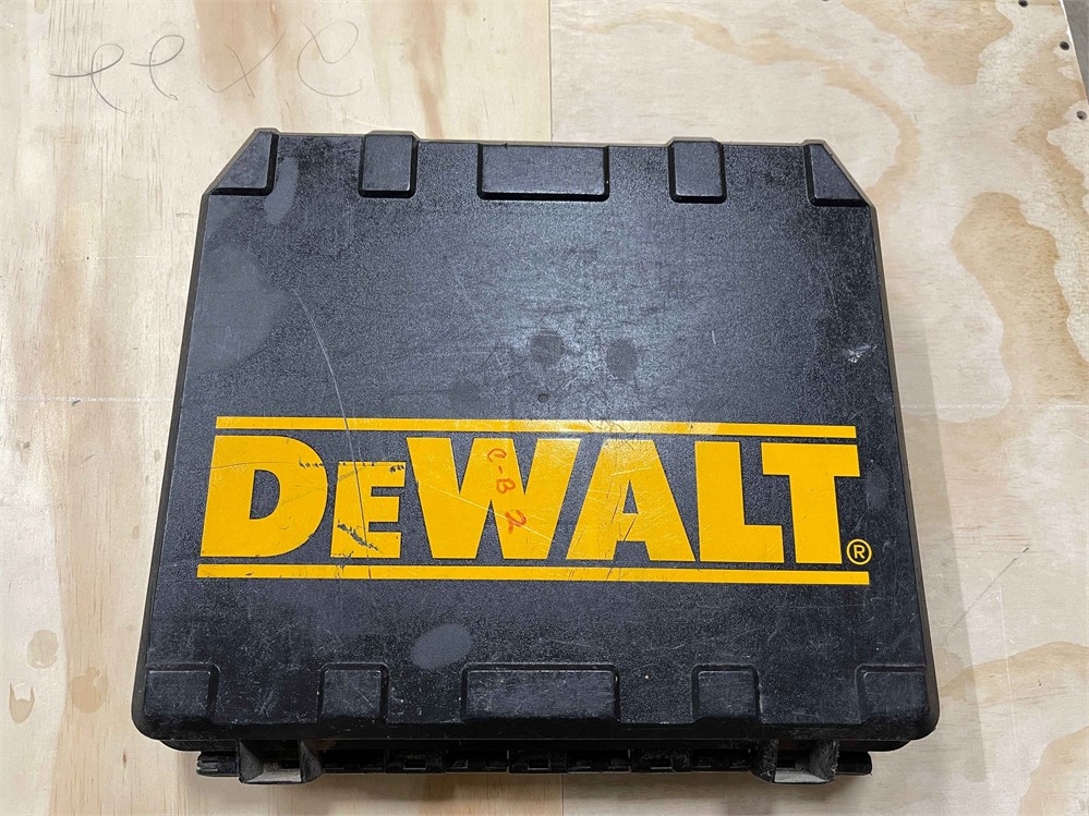 DeWalt "DW929" Cordless Drill/Driver & Case