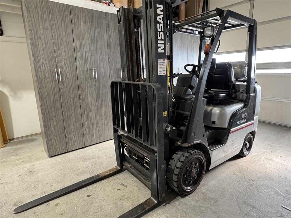 Nissan "50" Forklift