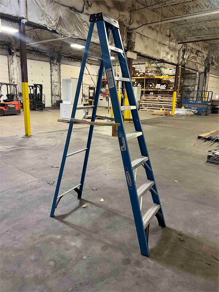 Werner 8' Step Ladder