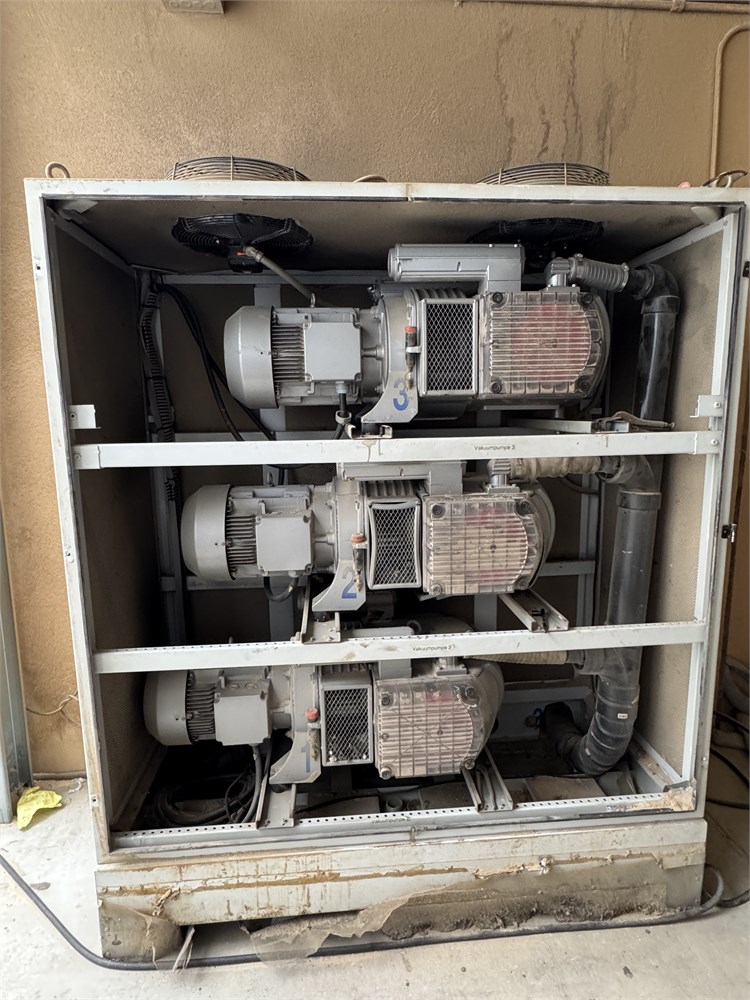 (3) Becker "VTLF-2.250/0-79.1" Vacuum Pumps