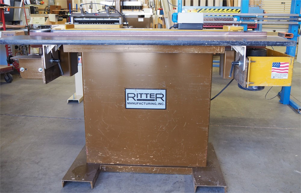1994 Ritter "R-701" Heavy Duty 4" x 132" Non-Oscillating Edge Sander