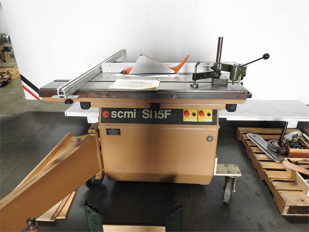 SCMI "SI15F" Short Stroke Sliding Table Saw with accessories