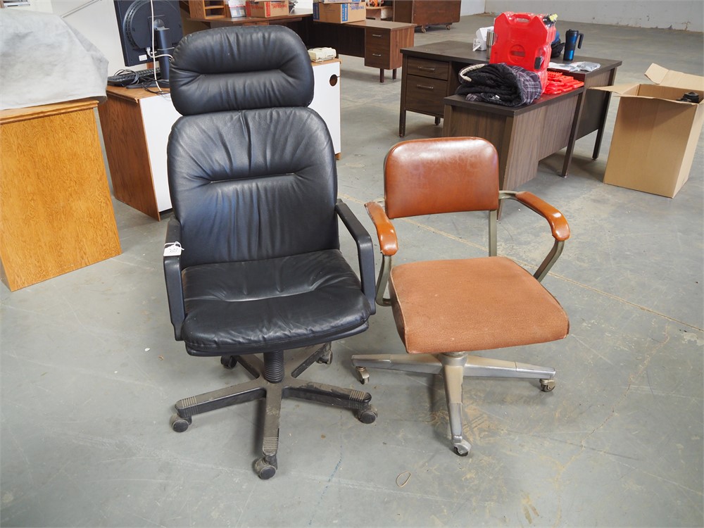 2 - OFFICE CHAIRS