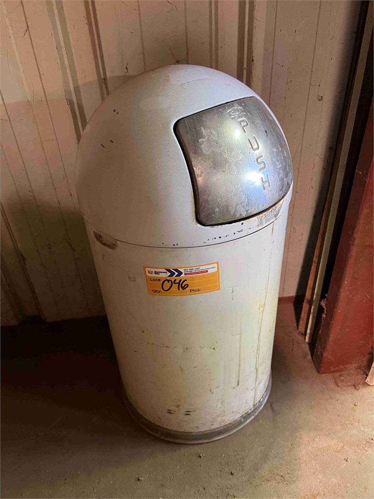 Trash Can