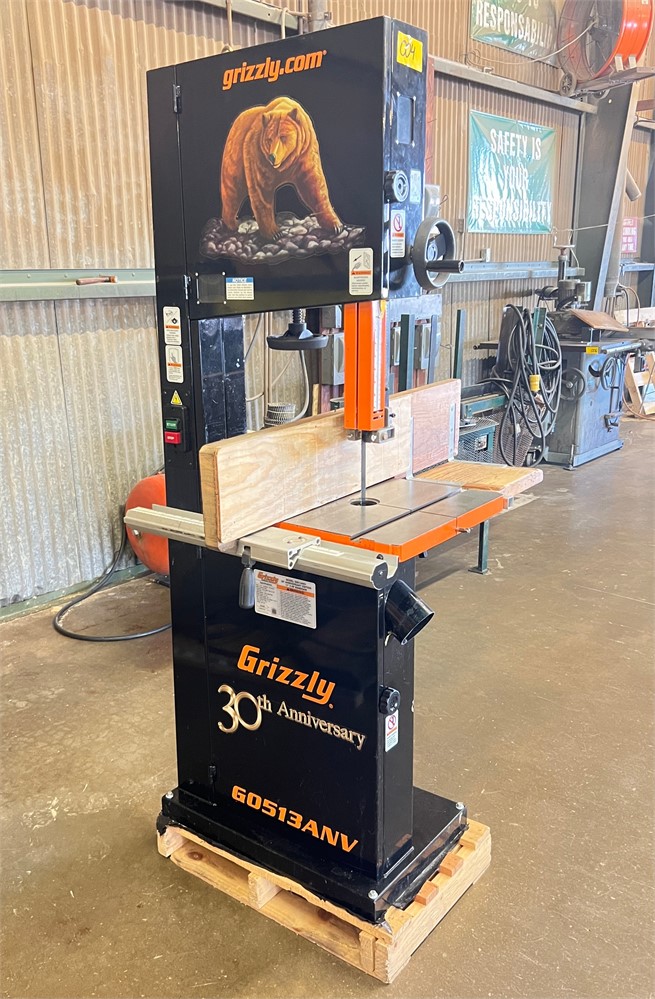 Grizzly "G0513" 17" Bandsaw