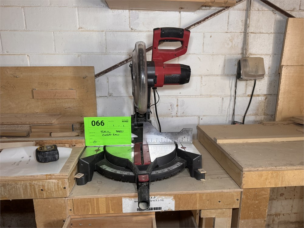 Skil "3821" Double Compound Miter Saw