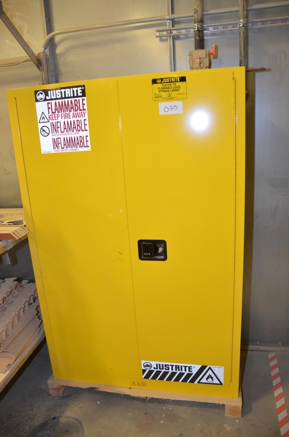 Justrite "894500" Flammable Liquid Storage Cabinet