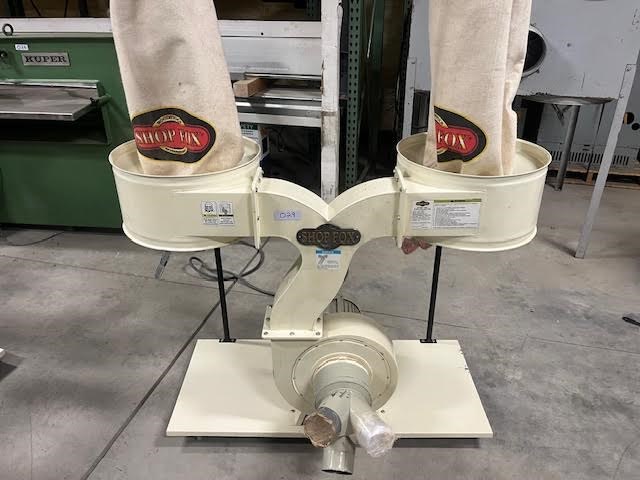 Shop Fox "W1687" Dust Collector